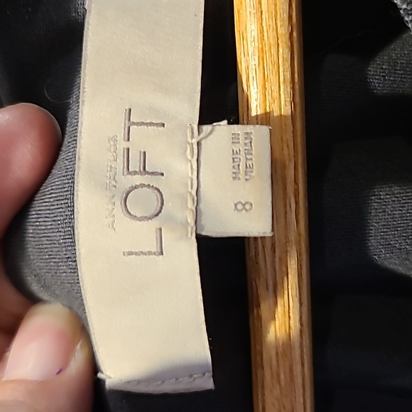 LOFT Gray Pleated Dress Sz. 8 - Picture 3 of 8